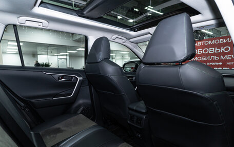 Toyota RAV4, 2025 год, 4 600 000 рублей, 23 фотография