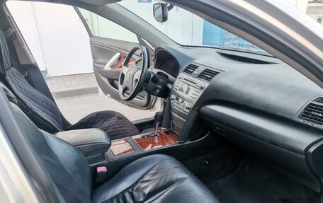 Toyota Camry, 2008 год, 599 999 рублей, 13 фотография