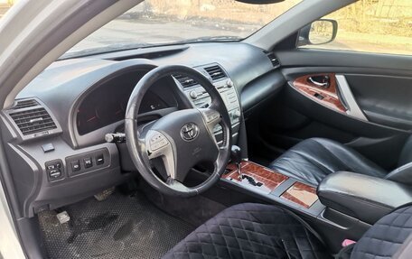 Toyota Camry, 2008 год, 599 999 рублей, 15 фотография