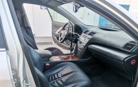 Toyota Camry, 2008 год, 599 999 рублей, 12 фотография