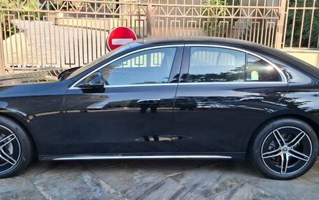 Mercedes-Benz E-Класс, 2023 год, 11 500 000 рублей, 2 фотография