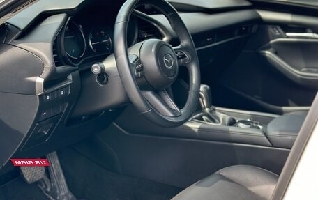 Mazda 3, 2020 год, 2 250 000 рублей, 17 фотография