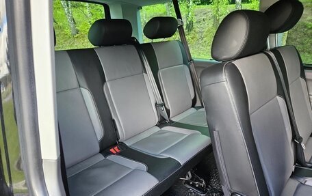 Volkswagen Caravelle T6 рестайлинг, 2023 год, 4 800 000 рублей, 16 фотография