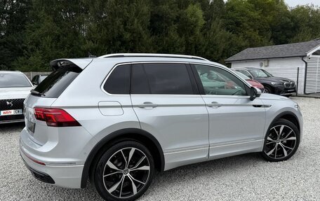 Volkswagen Tiguan II, 2022 год, 2 500 000 рублей, 19 фотография