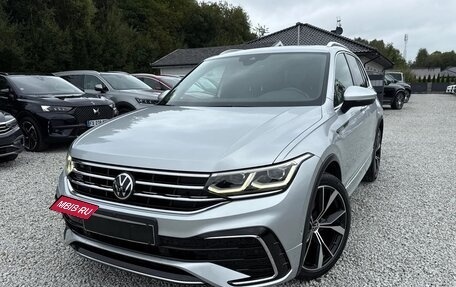 Volkswagen Tiguan II, 2022 год, 2 500 000 рублей, 16 фотография