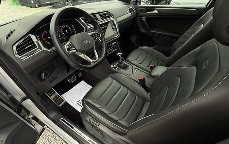 Volkswagen Tiguan II, 2022 год, 2 500 000 рублей, 25 фотография