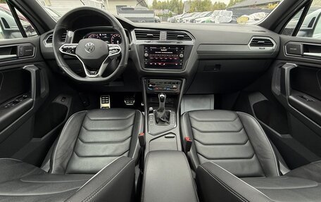 Volkswagen Tiguan II, 2022 год, 2 500 000 рублей, 32 фотография