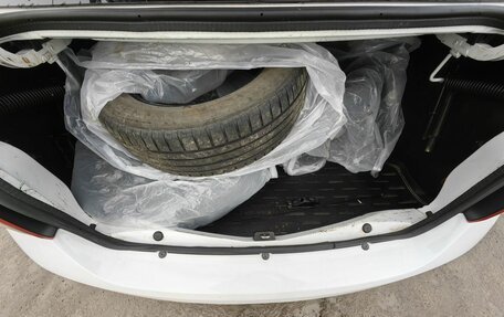 Renault Logan II, 2015 год, 599 000 рублей, 14 фотография