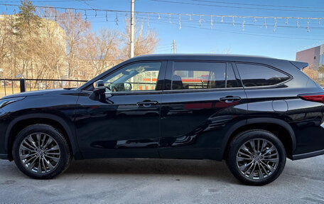 Toyota Highlander, 2025 год, 5 600 000 рублей, 3 фотография