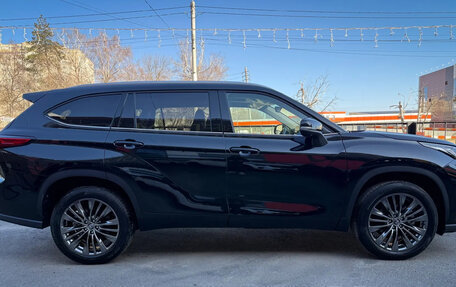 Toyota Highlander, 2025 год, 5 600 000 рублей, 2 фотография