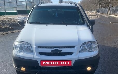 Chevrolet Niva I рестайлинг, 2018 год, 790 000 рублей, 1 фотография