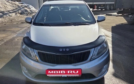 KIA Rio III рестайлинг, 2013 год, 700 000 рублей, 10 фотография