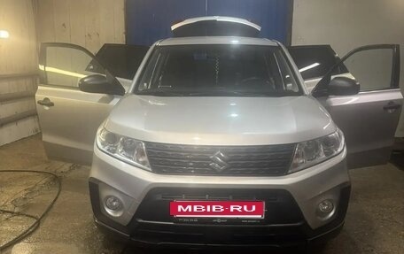 Suzuki Vitara II рестайлинг, 2021 год, 1 900 000 рублей, 2 фотография