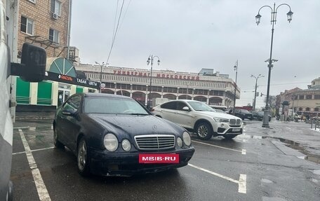 Mercedes-Benz CLK-Класс, 2002 год, 545 000 рублей, 3 фотография