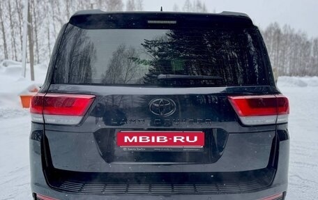 Toyota Land Cruiser, 2021 год, 10 999 999 рублей, 6 фотография