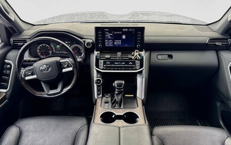 Toyota Land Cruiser, 2021 год, 10 999 999 рублей, 17 фотография