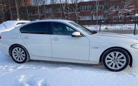 BMW 5 серия, 2016 год, 1 950 000 рублей, 2 фотография