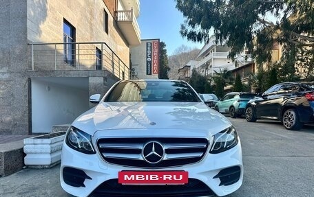 Mercedes-Benz E-Класс, 2016 год, 2 900 000 рублей, 2 фотография