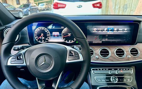 Mercedes-Benz E-Класс, 2016 год, 2 900 000 рублей, 10 фотография