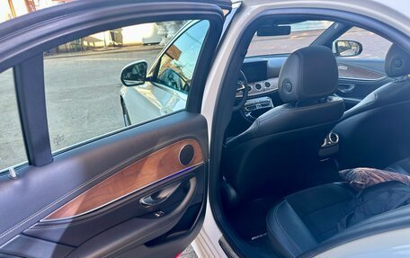Mercedes-Benz E-Класс, 2016 год, 2 900 000 рублей, 9 фотография