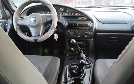 Chevrolet Niva I рестайлинг, 2011 год, 595 000 рублей, 4 фотография