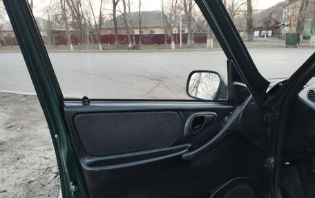 Chevrolet Niva I рестайлинг, 2011 год, 595 000 рублей, 8 фотография