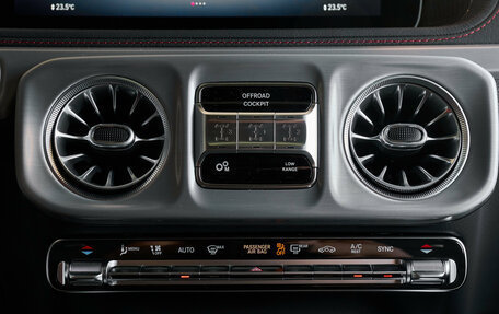 Mercedes-Benz G-Класс AMG, 2026 год, 30 000 000 рублей, 17 фотография
