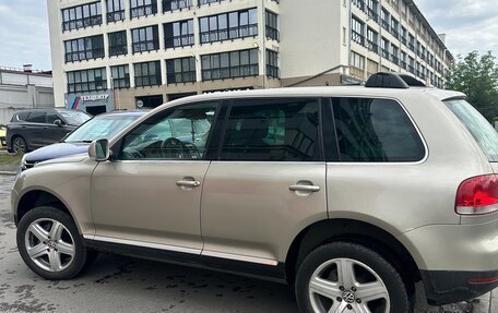 Volkswagen Touareg III, 2003 год, 849 999 рублей, 2 фотография