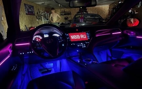 Toyota Camry, 2018 год, 2 700 000 рублей, 5 фотография