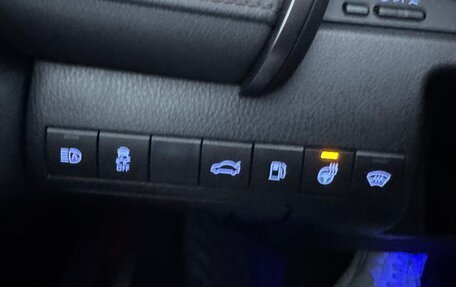 Toyota Camry, 2018 год, 2 700 000 рублей, 10 фотография