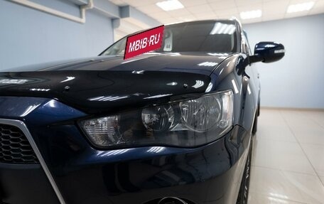 Mitsubishi Outlander III рестайлинг 3, 2010 год, 1 179 000 рублей, 2 фотография