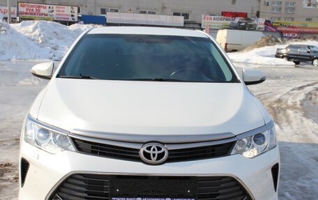 Toyota Camry, 2015 год, 1 795 000 рублей, 2 фотография