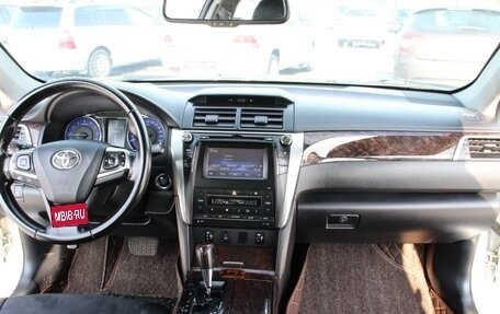 Toyota Camry, 2015 год, 1 795 000 рублей, 11 фотография