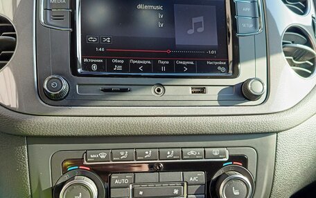 Volkswagen Tiguan I, 2013 год, 1 000 000 рублей, 12 фотография