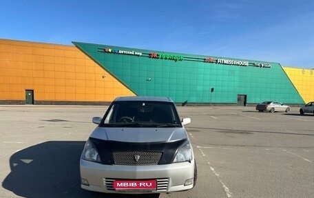 Toyota Opa I рестайлинг, 2001 год, 710 000 рублей, 1 фотография