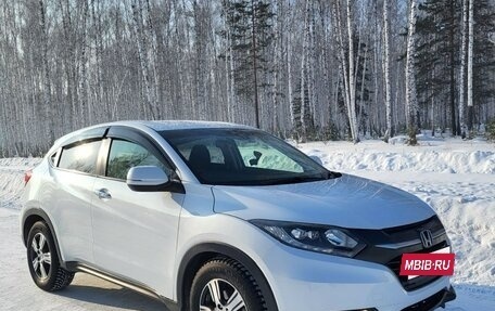 Honda Vezel, 2014 год, 1 550 000 рублей, 2 фотография