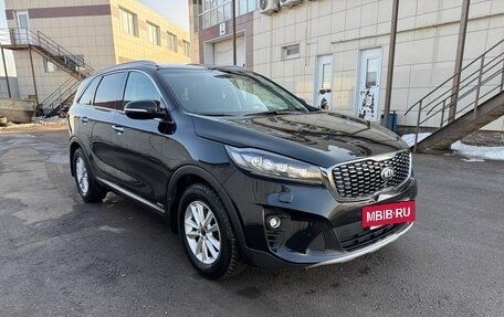 KIA Sorento III Prime рестайлинг, 2018 год, 3 090 000 рублей, 2 фотография