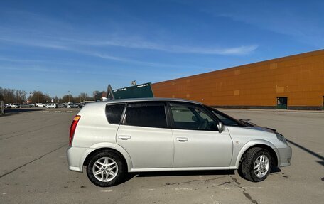 Toyota Opa I рестайлинг, 2001 год, 710 000 рублей, 9 фотография