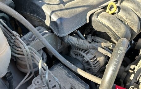 Toyota Opa I рестайлинг, 2001 год, 710 000 рублей, 27 фотография