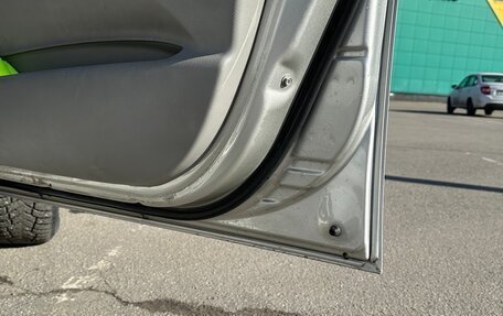 Toyota Opa I рестайлинг, 2001 год, 710 000 рублей, 34 фотография