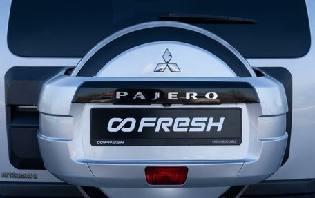 Mitsubishi Pajero IV, 2011 год, 2 250 000 рублей, 10 фотография