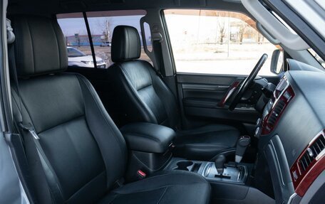 Mitsubishi Pajero IV, 2011 год, 2 250 000 рублей, 15 фотография