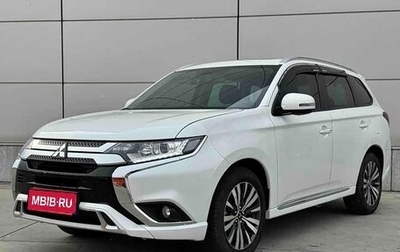 Mitsubishi Outlander III рестайлинг 3, 2022 год, 2 180 000 рублей, 1 фотография