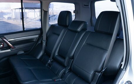 Mitsubishi Pajero IV, 2011 год, 2 250 000 рублей, 16 фотография