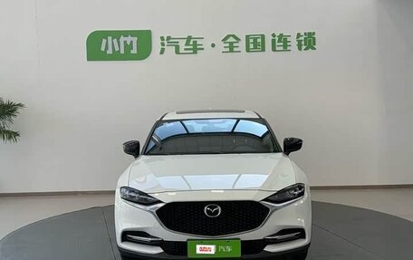 Mazda CX-4, 2021 год, 2 400 000 рублей, 2 фотография