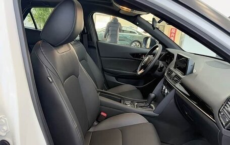 Mazda CX-4, 2021 год, 2 400 000 рублей, 10 фотография