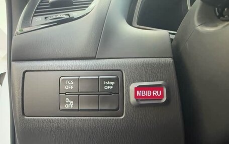 Mazda CX-4, 2021 год, 2 400 000 рублей, 16 фотография