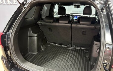 Mitsubishi Outlander III рестайлинг 3, 2020 год, 2 450 000 рублей, 8 фотография