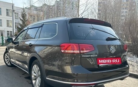 Volkswagen Passat B8 рестайлинг, 2017 год, 2 300 000 рублей, 6 фотография