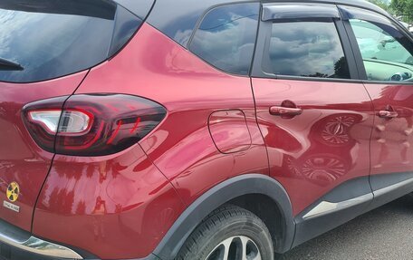 Renault Kaptur I рестайлинг, 2020 год, 1 800 000 рублей, 5 фотография